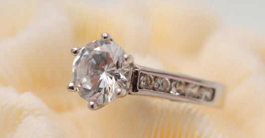 What Makes Solitaire Engagement Rings a Timeless Favorite