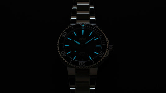 oris-aquis-date-calibre-400-01-400-7769-4154-07-8-22-09peb