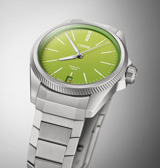 oris-propilot-x-kermit-edition-01-400-7778-7157-set