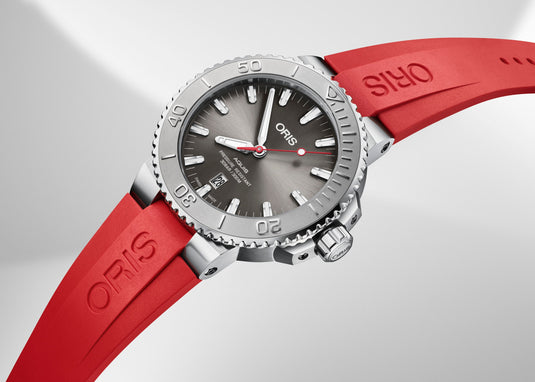 oris-aquis-date-relief-01-733-7730-4153-07-4-24-66eb