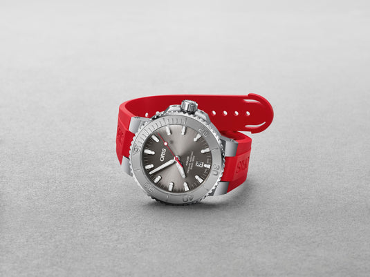 oris-aquis-date-relief-01-733-7730-4153-07-4-24-66eb