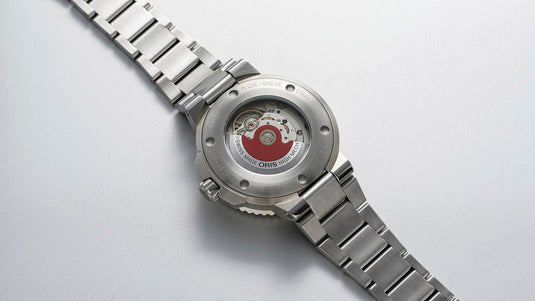 oris-aquis-date-diamonds-01-733-7766-4998-07-8-22-05peb