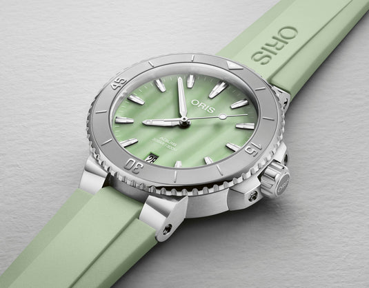 oris-aquis-date-01-733-7770-4157-07-4-18-67fc