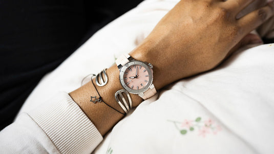 oris-aquis-date-01-733-7770-4158-07-4-18-66fc