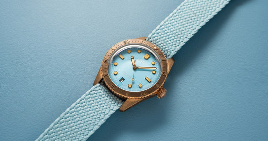 oris-divers-sixty-five-cotton-candy-01-733-7771-3155-07-3-19-02brs