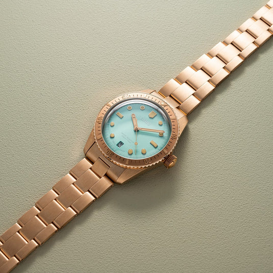 oris-divers-sixty-five-cotton-candy-01-733-7771-3157-07-8-19-15