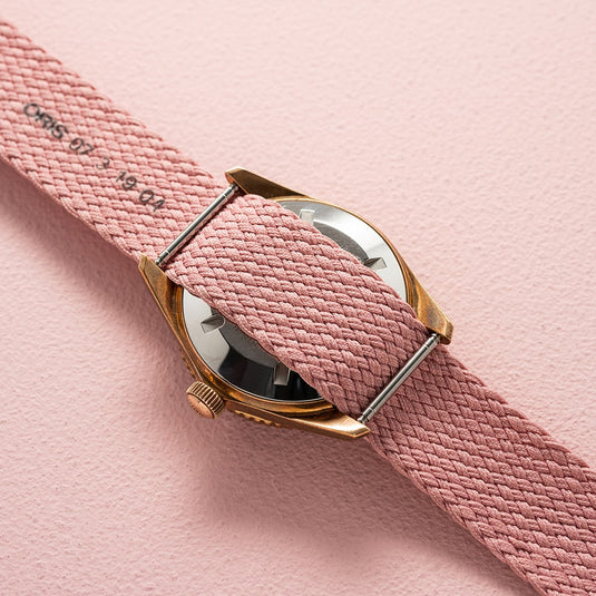 oris-divers-sixty-five-cotton-candy-01-733-7771-3158-07-3-19-04brs