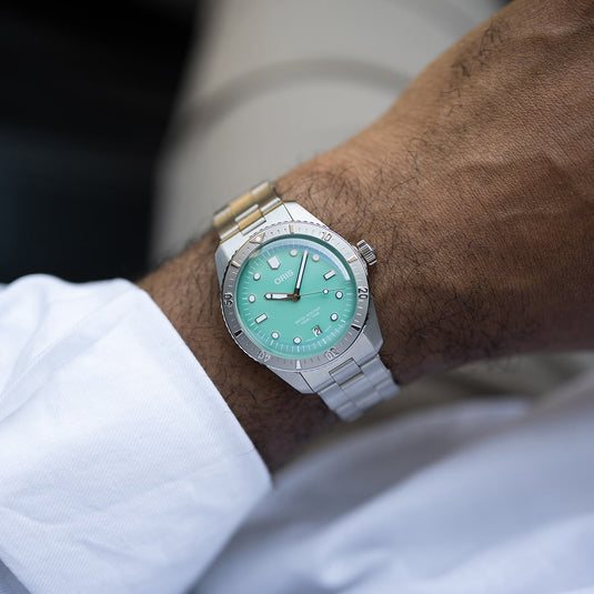 oris-divers-sixty-five-cotton-candy-01-733-7771-4057-07-8-19-18