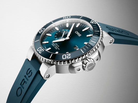 oris-aquis-small-second-date-01-743-7733-4155-07-4-24-69eb