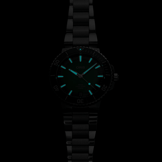 oris-aquis-date-calibre-400-automatic-01-400-7790-4157-07-8-23-02peb