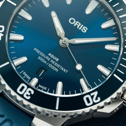oris-aquis-date-automatic-01-733-7787-4135-07-4-22-35fc