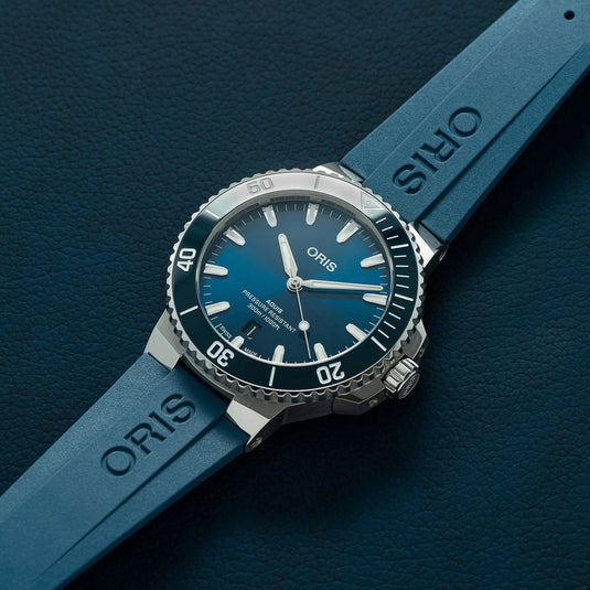 oris-aquis-date-automatic-01-733-7787-4135-07-4-22-35fc