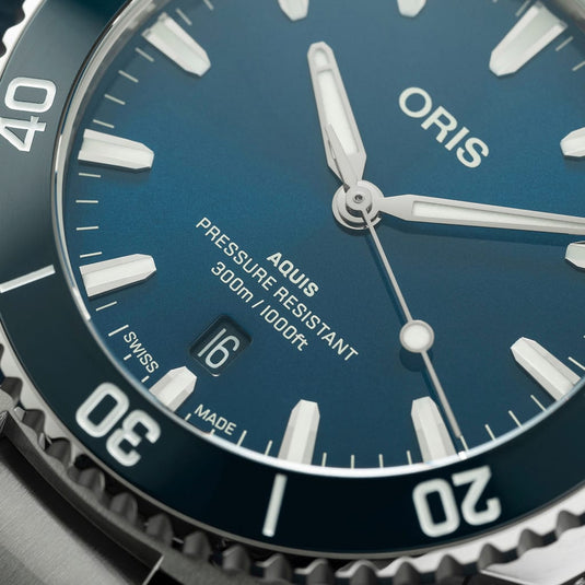 oris-aquis-date-automatic-01-733-7787-4135-07-8-22-04peb