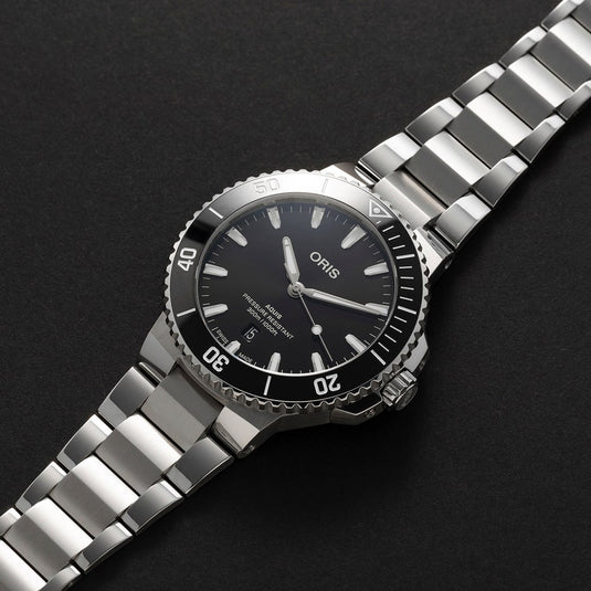 oris-aquis-date-automatic-01-733-7789-4154-07-8-23-04peb