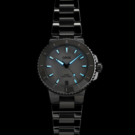 oris-aquis-date-automatic-01-733-7792-4151-07-8-19-05p