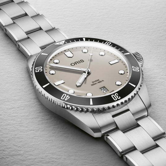 oris-divers-date-automatic-01-733-7795-4051-set