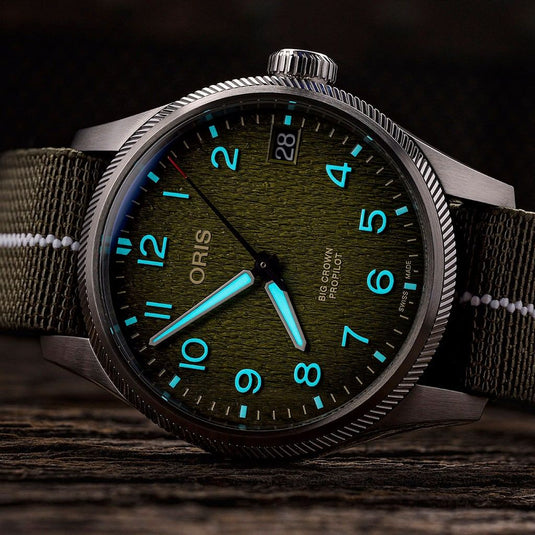 oris-okavango-air-rescue-limited-edition-automatic-01-751-7761-4187-set