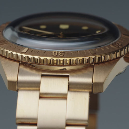 oris-divers-sixty-five-date-automatic-01-733-7771-3154-07-8-19-15