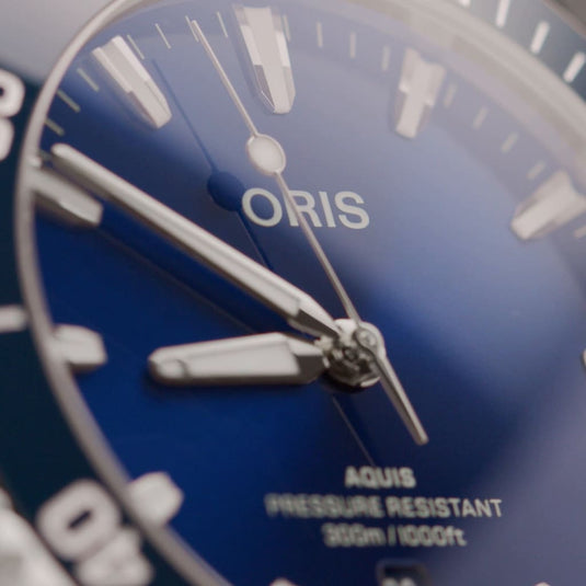 oris-aquis-date-automatic-01-733-7789-4135-07-8-23-04peb