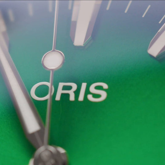 oris-aquis-date-calibre-400-automatic-01-400-7790-4157-07-8-23-02peb