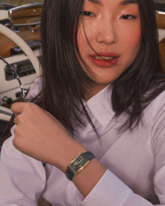 Longines Dolcevita Quartz Watch, 20.50 X 32.00 Mm, 18 Karat Yellow Gold. L5.255.6.75.2