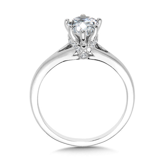 SIX-PRONG PEAR-CUT DIAMOND SPLIT SHANK ENGAGEMENT RING W/ CHEVRON COLLAR R2428W-SR