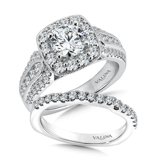 CUSHION SHAPE HALO ENGAGEMENT RING R9520W