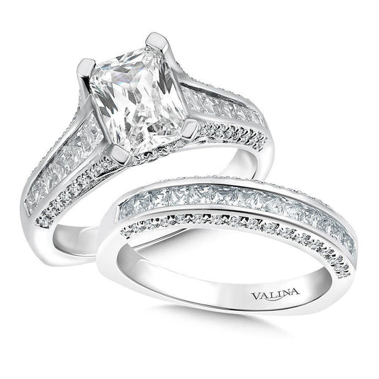 EMERALD CUT DIAMOND ENGAGEMENT RING R9568W