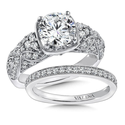 VINTAGE STATEMENT DIAMOND ENGAGEMENT RING R9809WP
