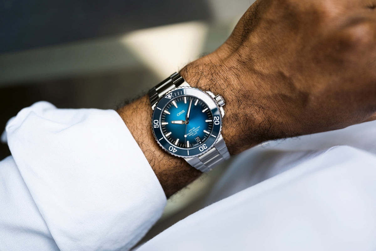 oris-aquis-date-calibre-400-01-400-7763-4135-07-8-24-09peb