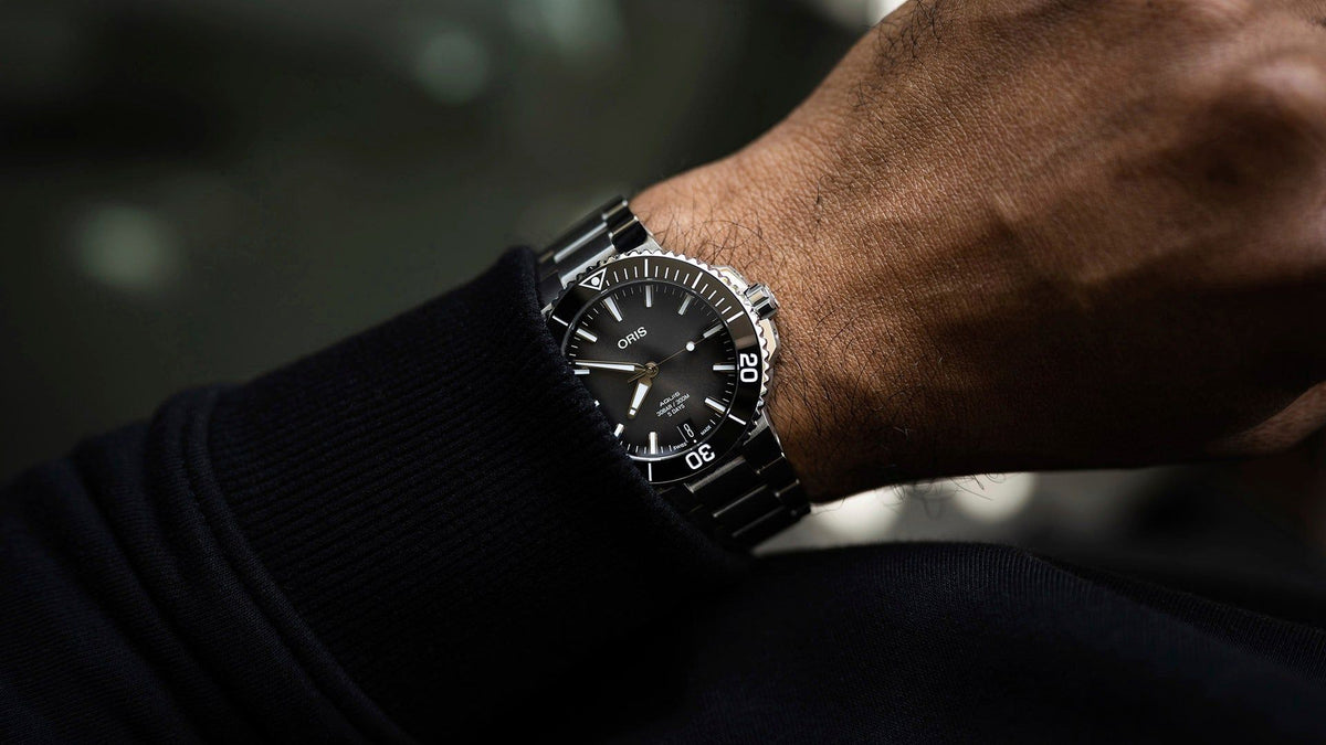 oris-aquis-date-calibre-400-01-400-7769-4154-07-8-22-09peb