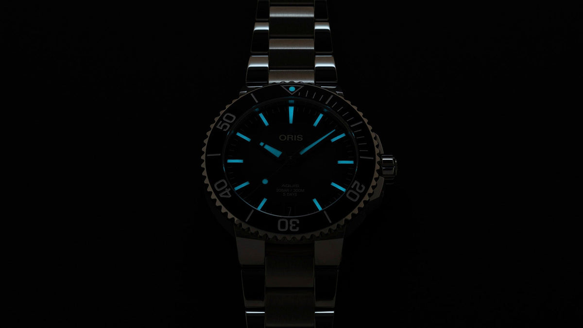 oris-aquis-date-calibre-400-01-400-7769-4154-07-8-22-09peb