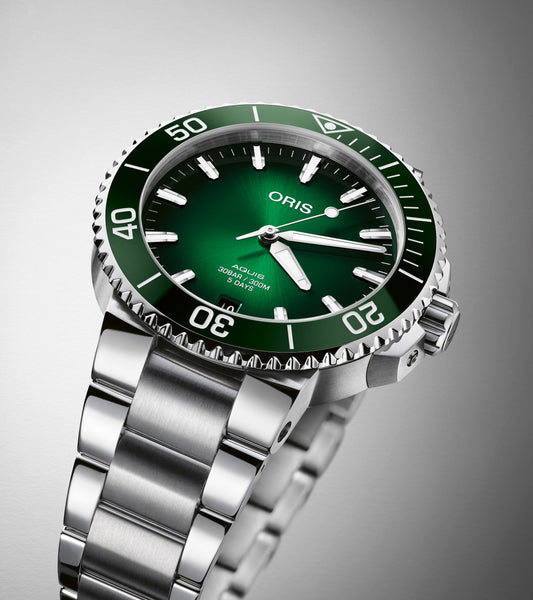 oris-aquis-date-calibre-400-01-400-7769-4157-07-8-22-09peb