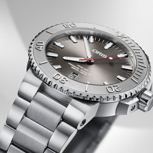 Oris Aquis Date Relief Automatic Watch 01 733 7730 4153-07 8 24 05PEB