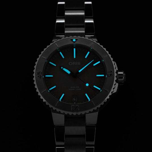 Oris Aquis Date Automatic Watch 01 733 7770 4158-07 8 18 05P