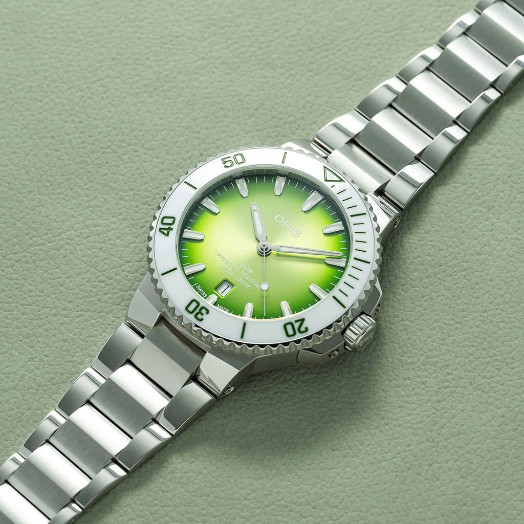 oris-aquis-date-taste-of-summer-automatic-01-733-7787-4137-07-8-22-04peb