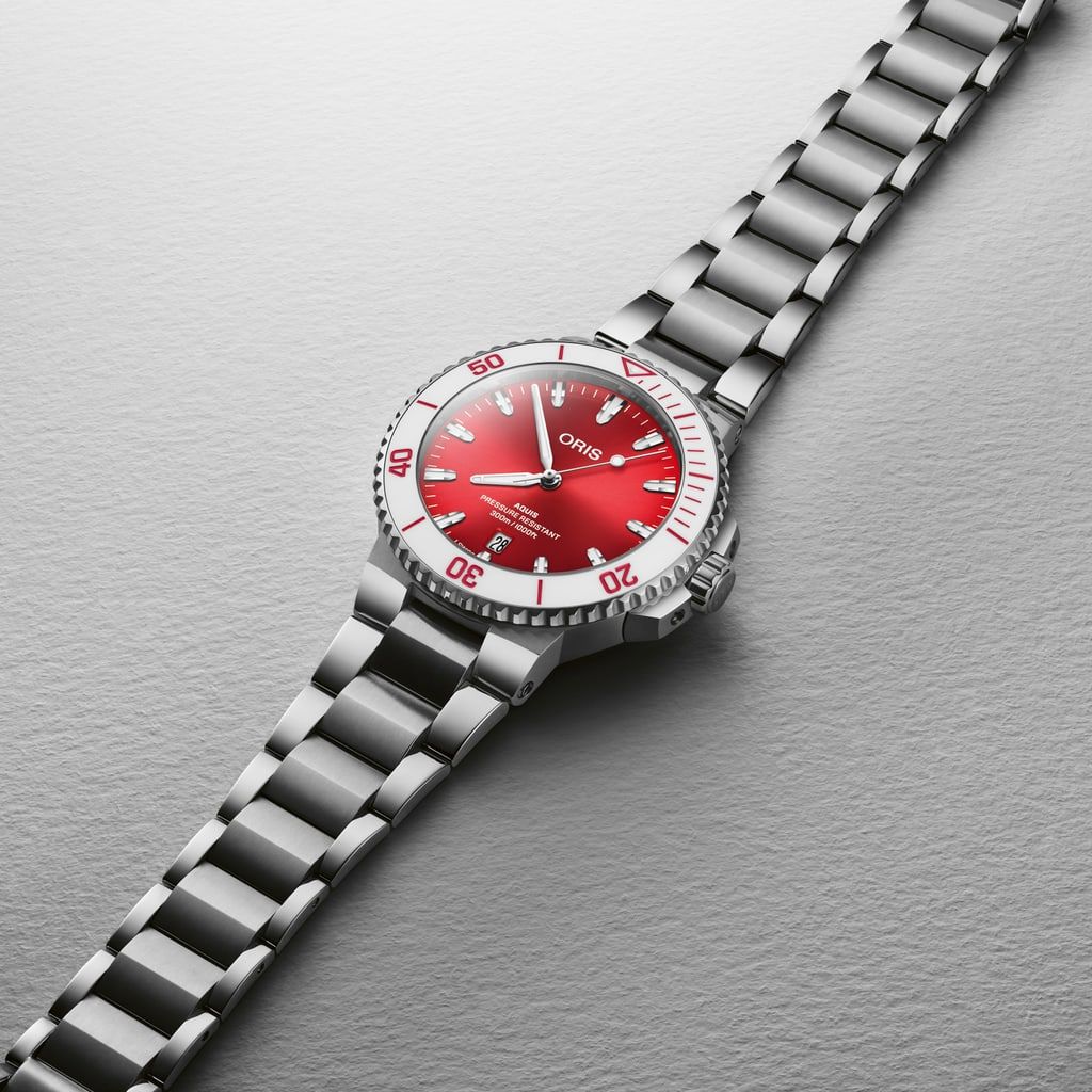 oris-aquis-date-taste-of-summer-automatic-01-733-7787-4138-07-8-22-04peb