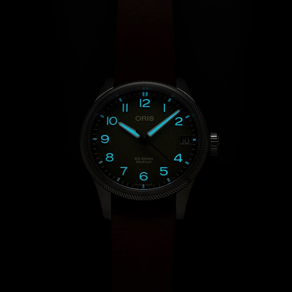oris-okavango-air-rescue-limited-edition-automatic-01-751-7761-4187-set