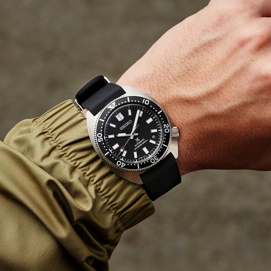 PROSPEX AUTOMATIC DIVER'S WATCH REINTERPRETATION SPB317
