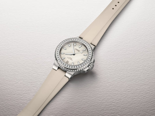 Oris Aquis Date Diamonds Automatic Watch 01 733 7792 4956-07 4 19 61FC