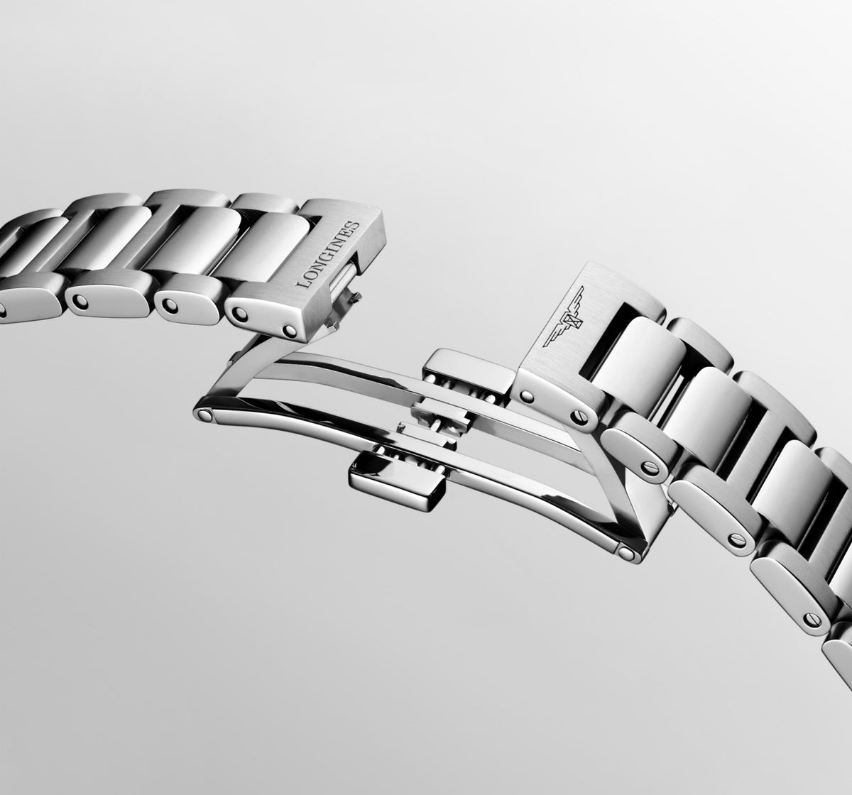 Longines Conquest L3.350.4.12.6