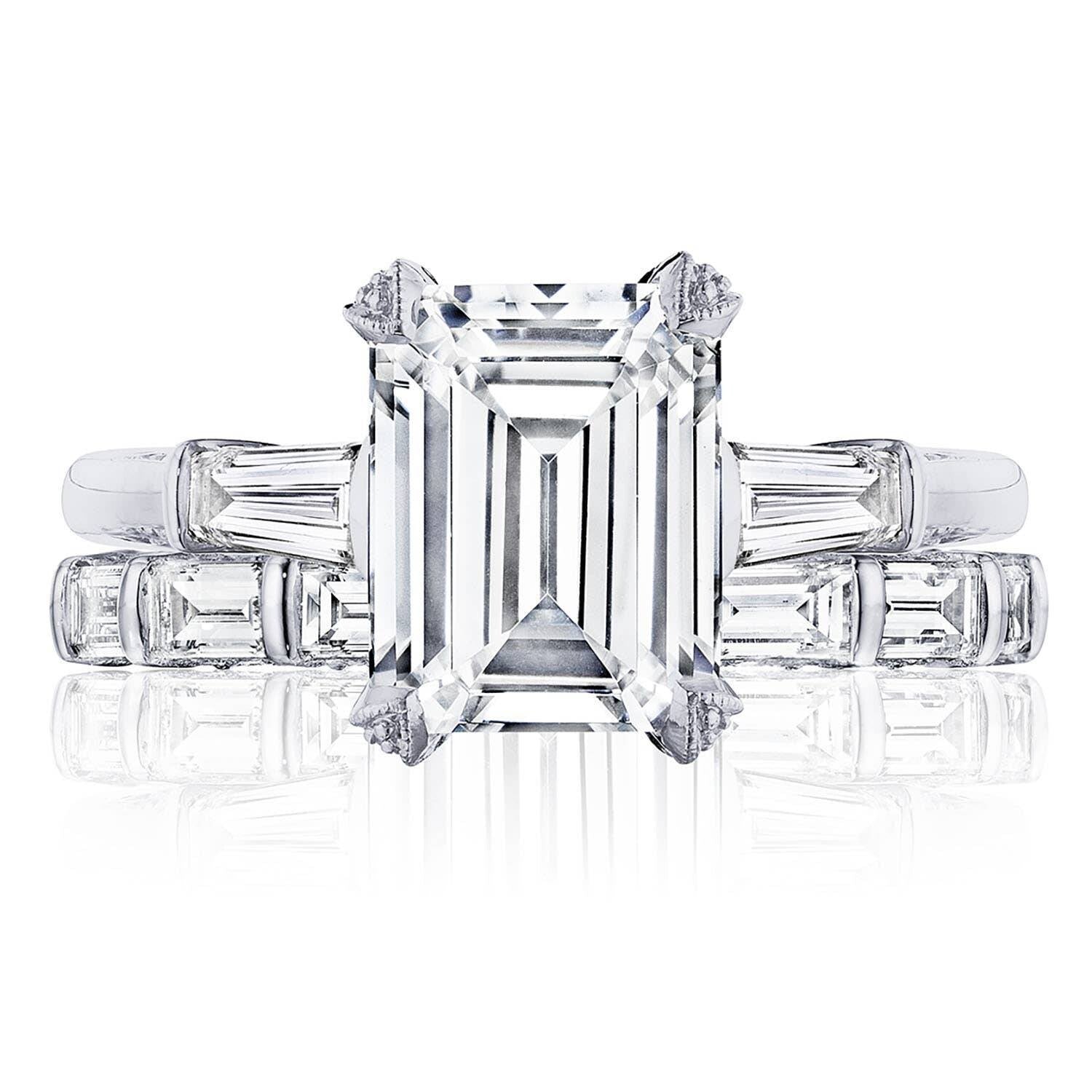 emerald-3-stone-engagement-ring-HT2657EC
