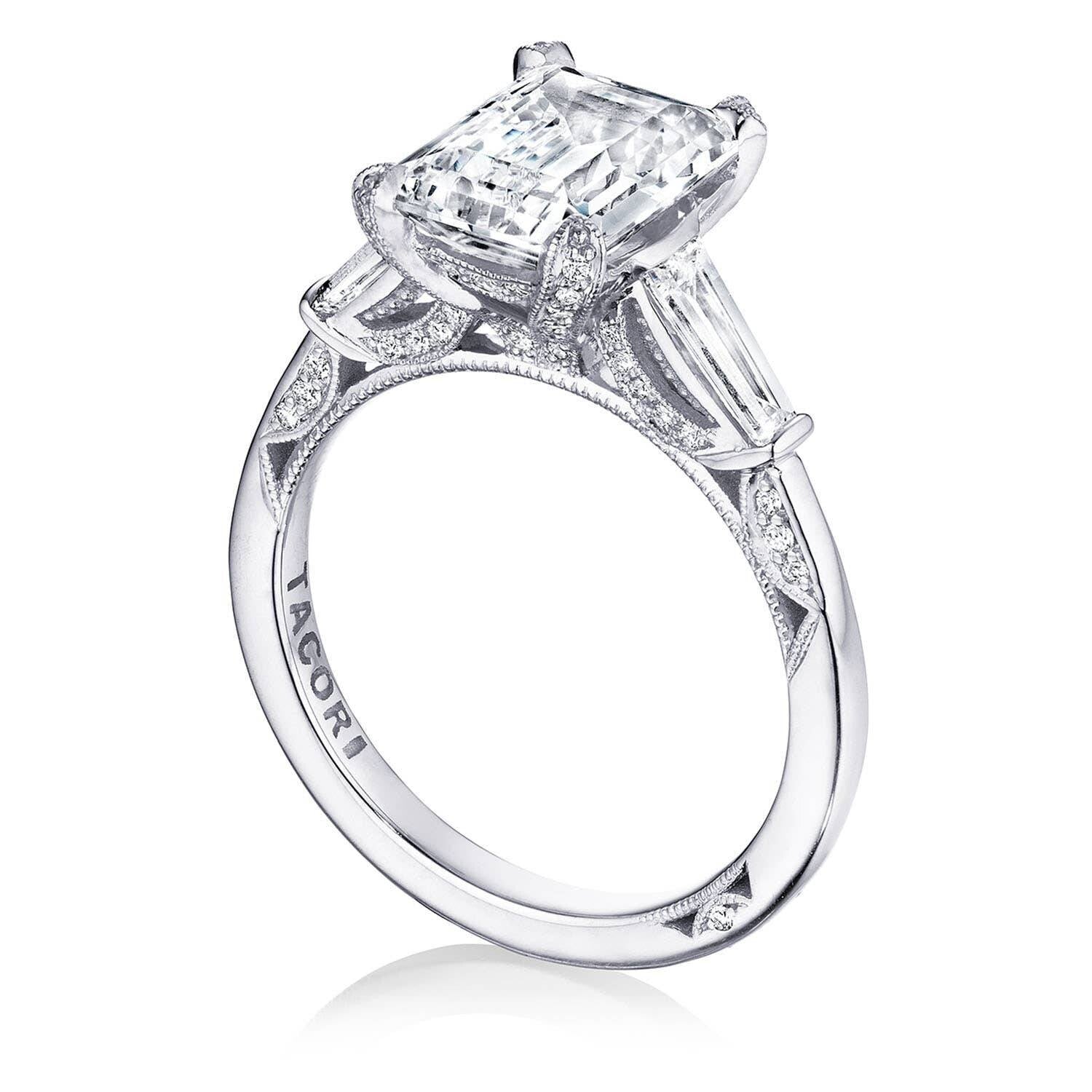 emerald-3-stone-engagement-ring-HT2657EC
