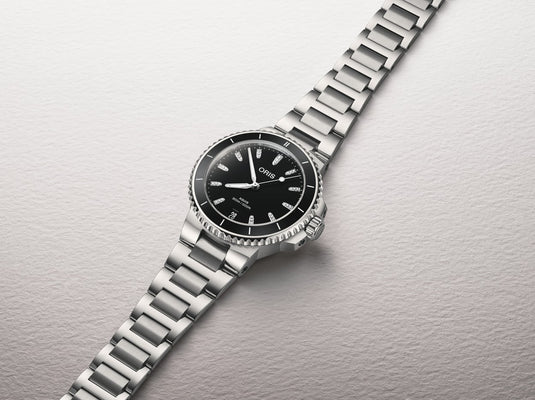 Oris Aquis Date Diamonds Automatic Watch 01 733 7792 4194-07 8 19 05P