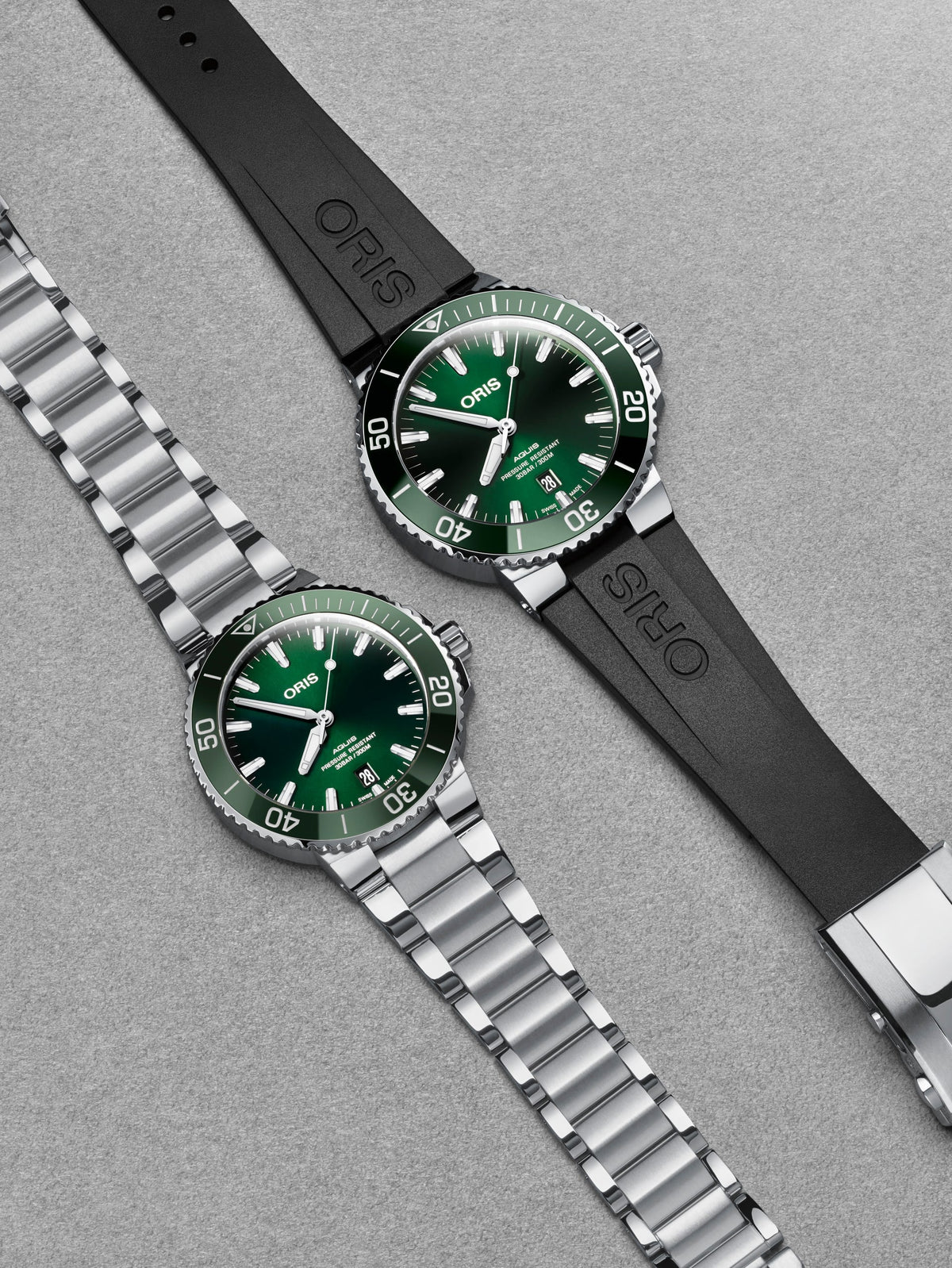 oris-aquis-date-01-733-7730-4157-07-8-24-05peb